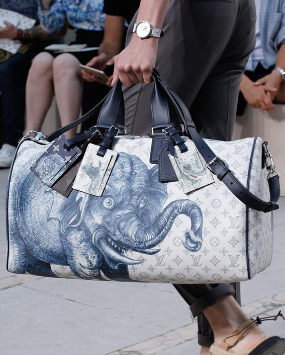 Louis Vuitton Monogram Coated Canvas and Leather Millionaire Sunglasses Keychain Gold Hardware (Like New), Womens Handbag