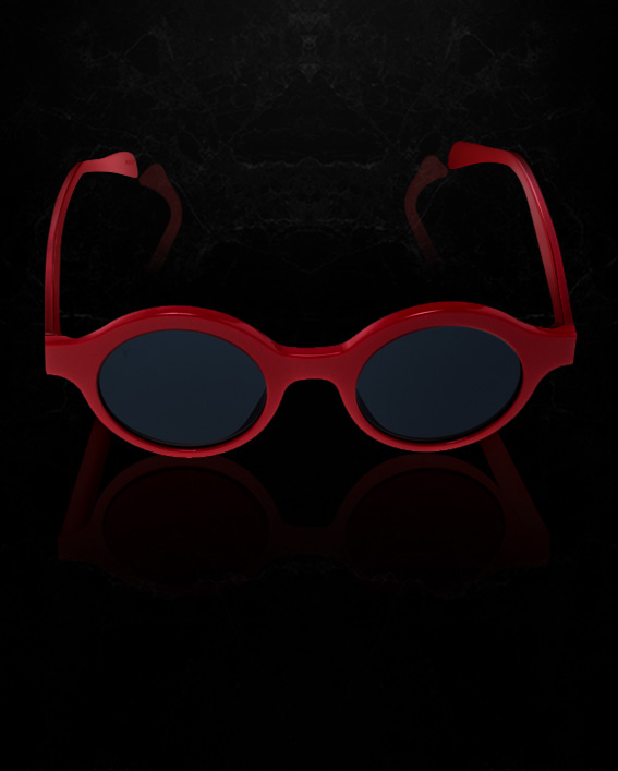 Oversized sunglasses Louis Vuitton Red in Plastic - 23710289